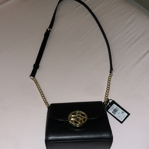 DKNY BLACK AND GOLD CROSSBODY HANDBAG - Picture 3 of 12